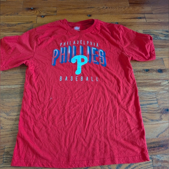 Genuine Merchandise‎ Phillies Tshirt - Picture 1 of 3